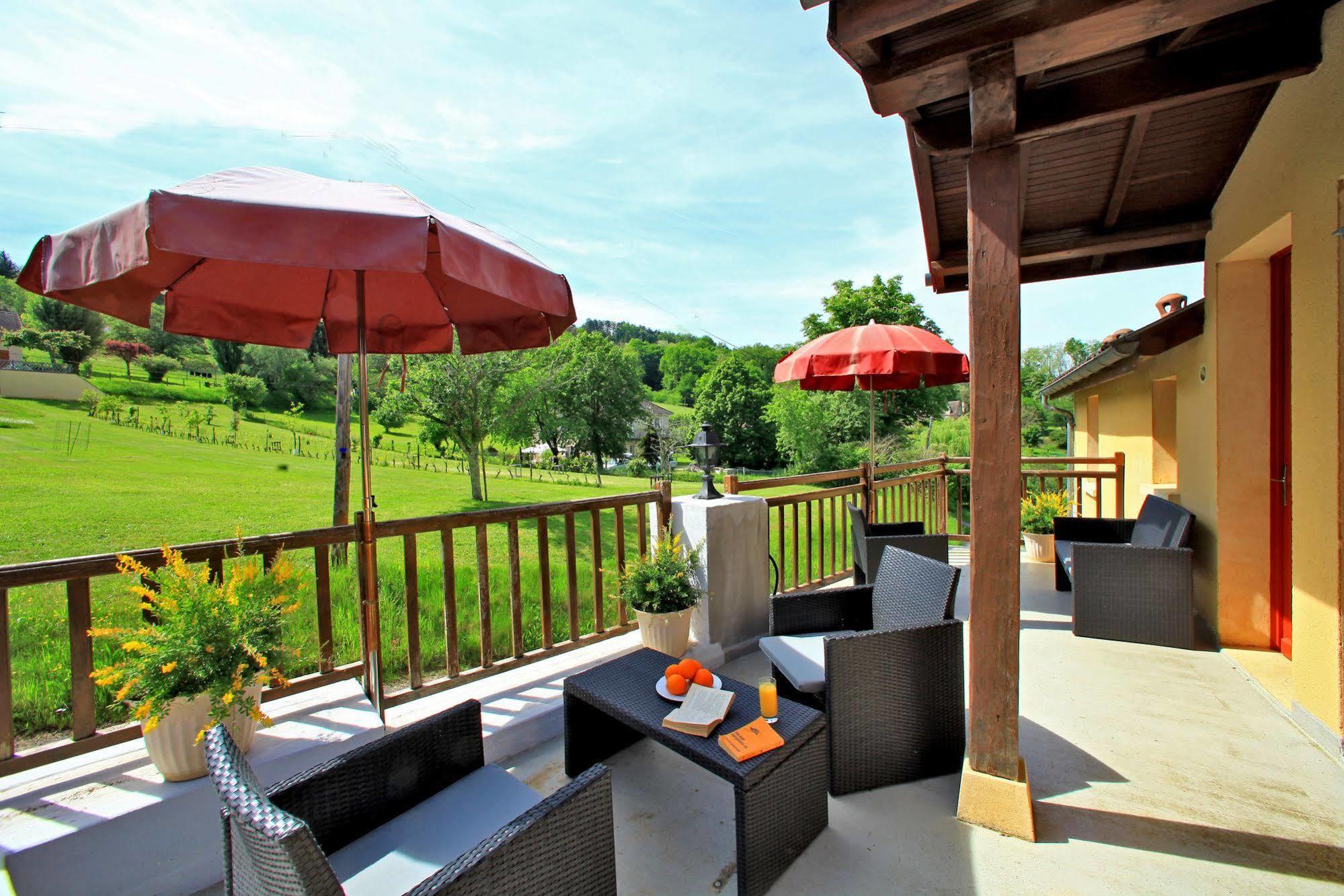 Hotel Restaurant La Verperie Sarlat-la-Caneda Ngoại thất bức ảnh